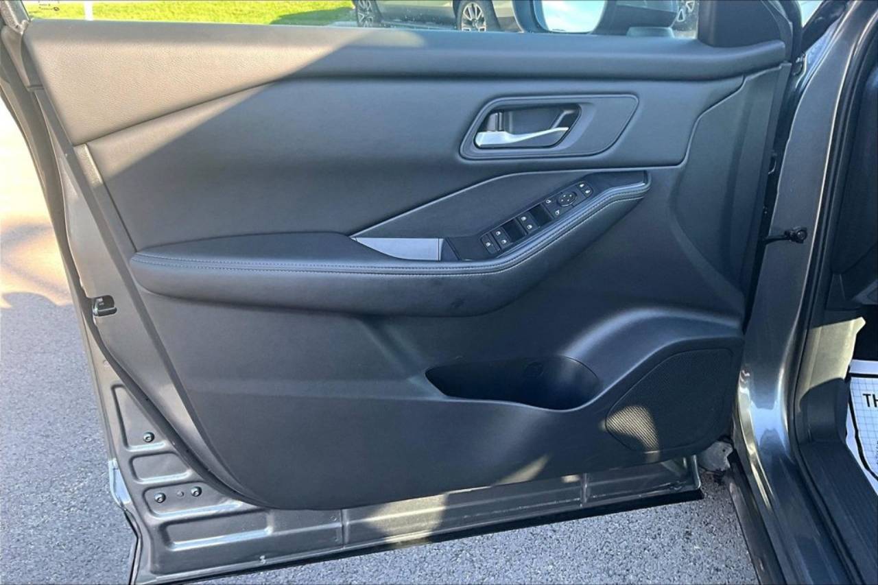 2026 Nissan Rogue SV - Photo 22