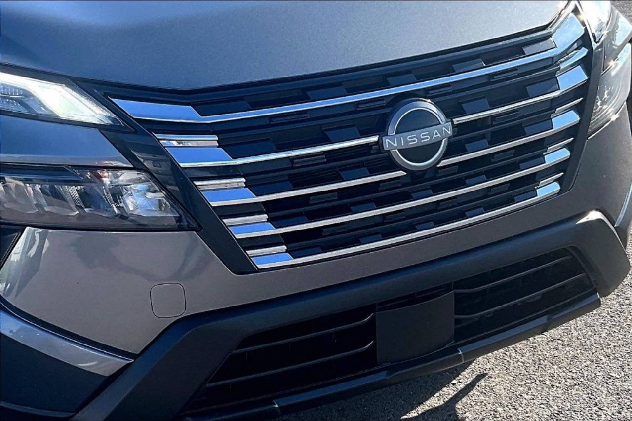 2026 Nissan Rogue SV - Photo 27