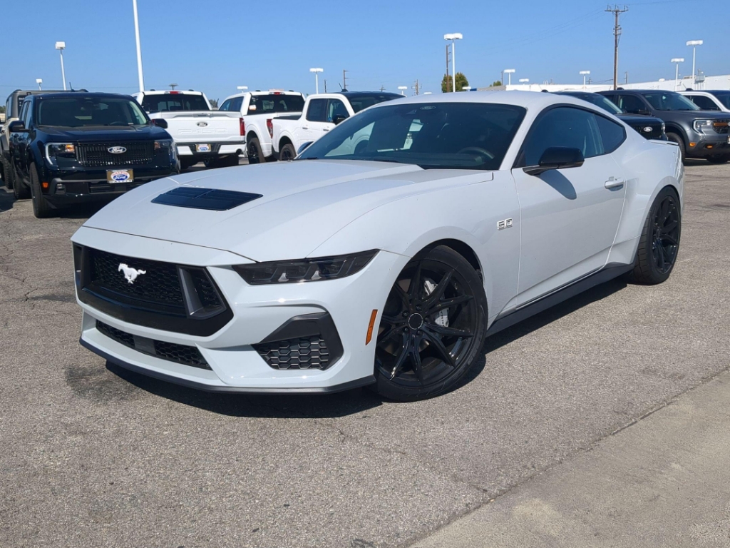 2026 Ford Mustang GT Premium