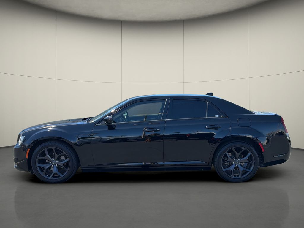 2022 Chrysler 300