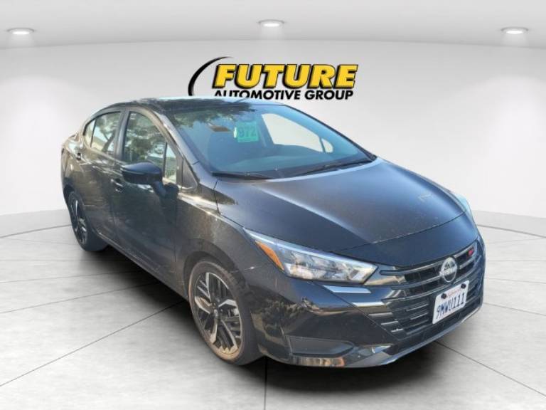 2024 Nissan Versa 1.6 SR