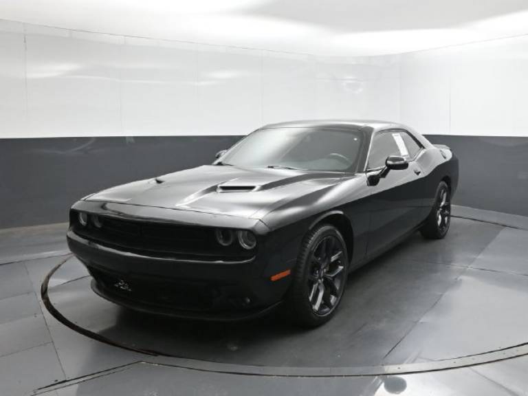2022 Dodge Challenger SXT