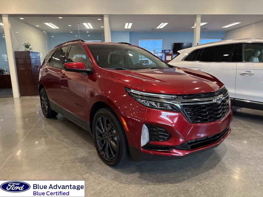 2022 Chevrolet Equinox RS FWD photo