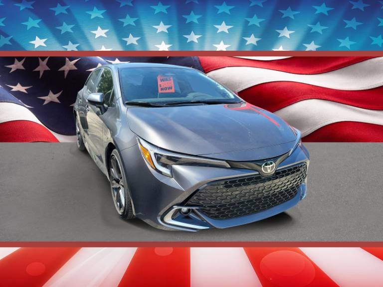 2025 Toyota Corolla Hatchback XSE