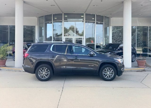 2019 GMC Acadia SLT-1