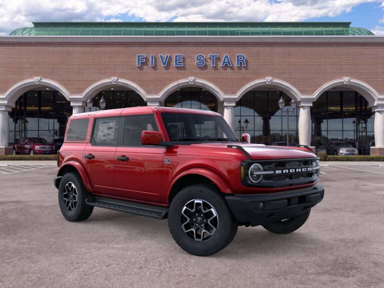 2026 Ford Bronco Outer Banks