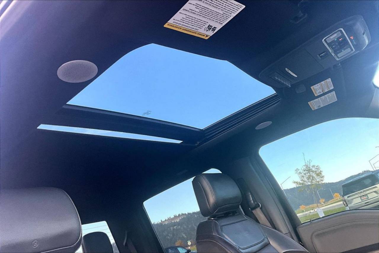 2021 Ford F-150 Raptor - Photo 23