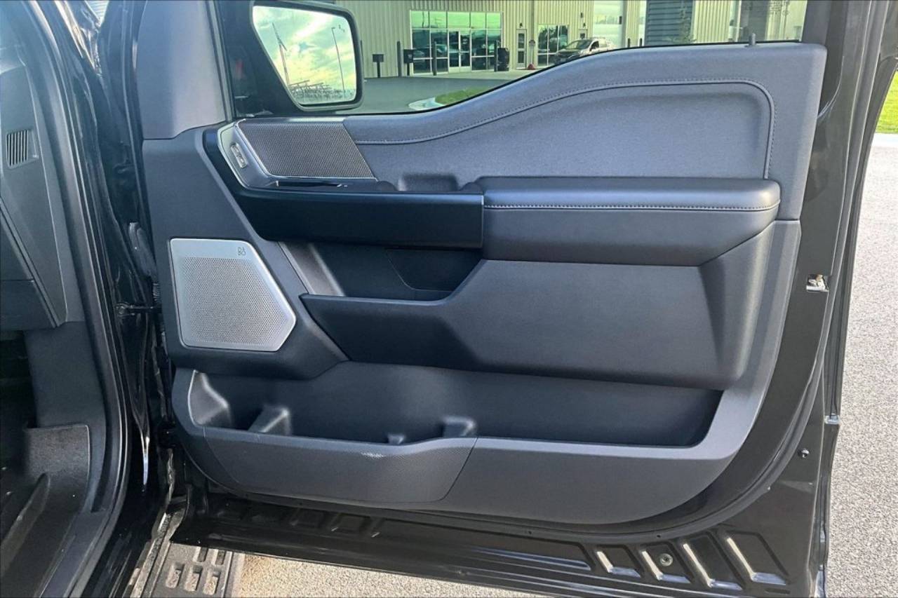 2021 Ford F-150 Raptor - Photo 25