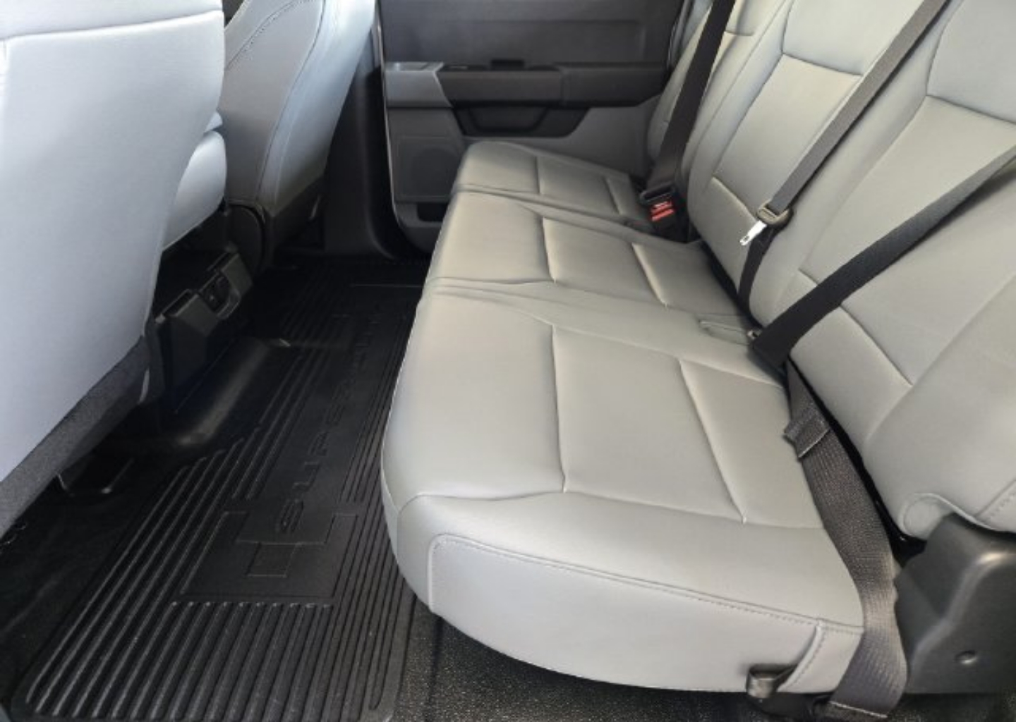 2026 Ford F-550 Super Duty Chassis Cab XL - Photo 22
