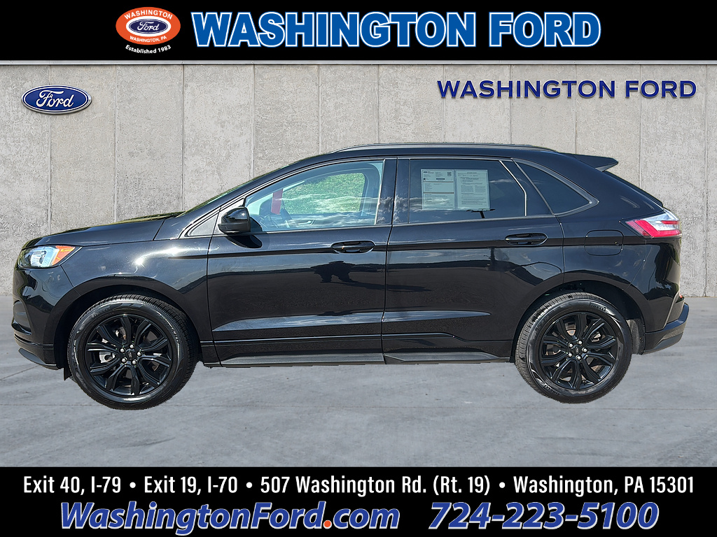 2022 Ford Edge SE