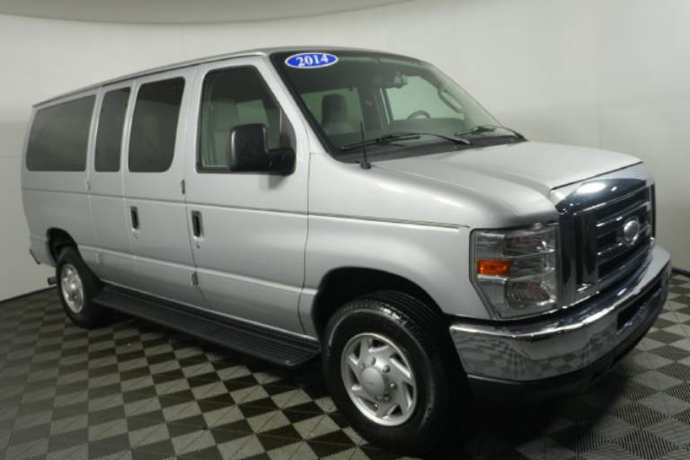 2014 Ford Econoline Wagon XLT
