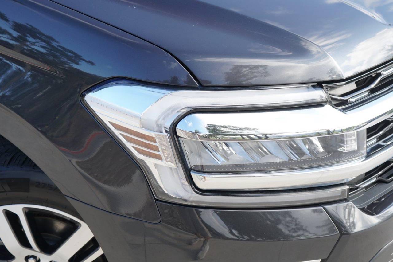 Certified Used 2024 Ford Expedition MAX Limited, photo 3
