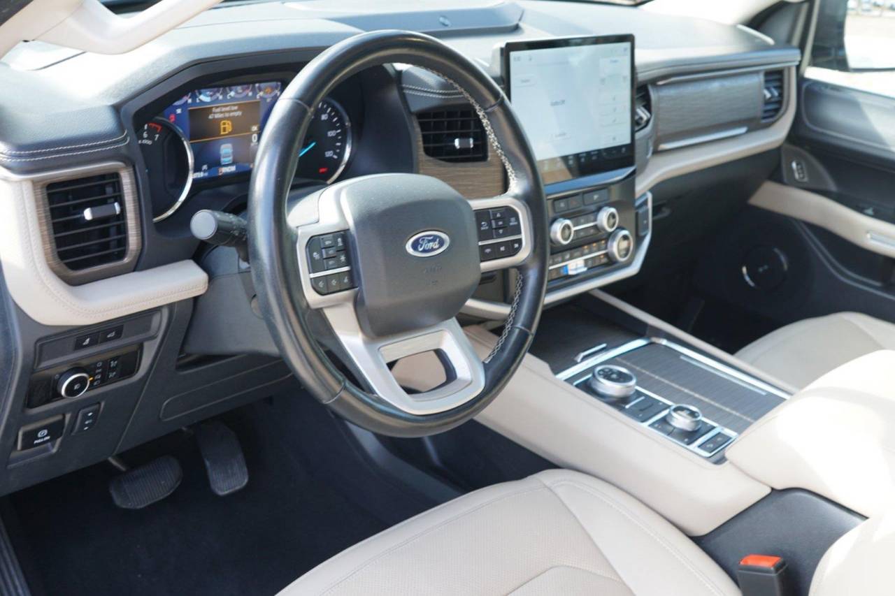 Certified Used 2024 Ford Expedition MAX Limited, photo 9