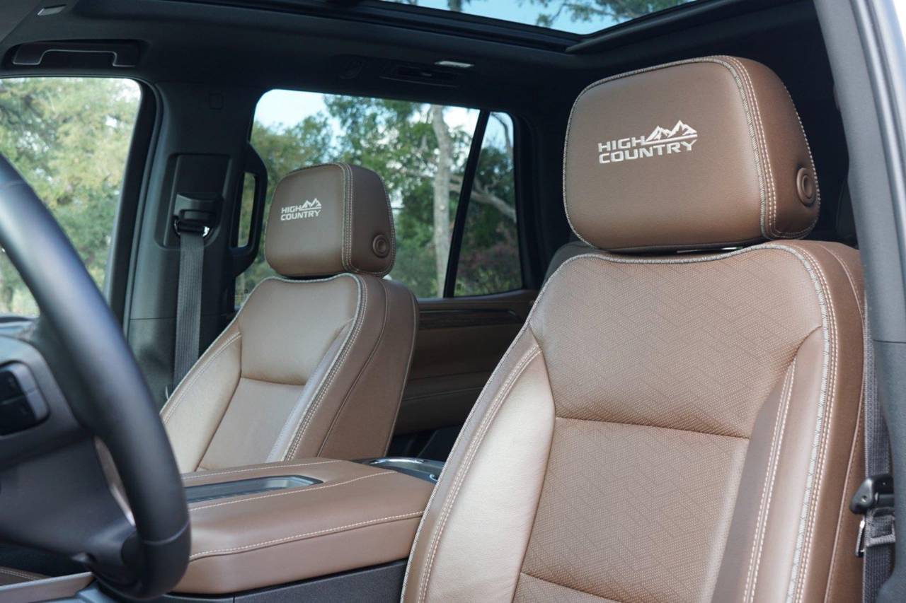 Certified Used 2023 Chevrolet Tahoe High Country, photo 11