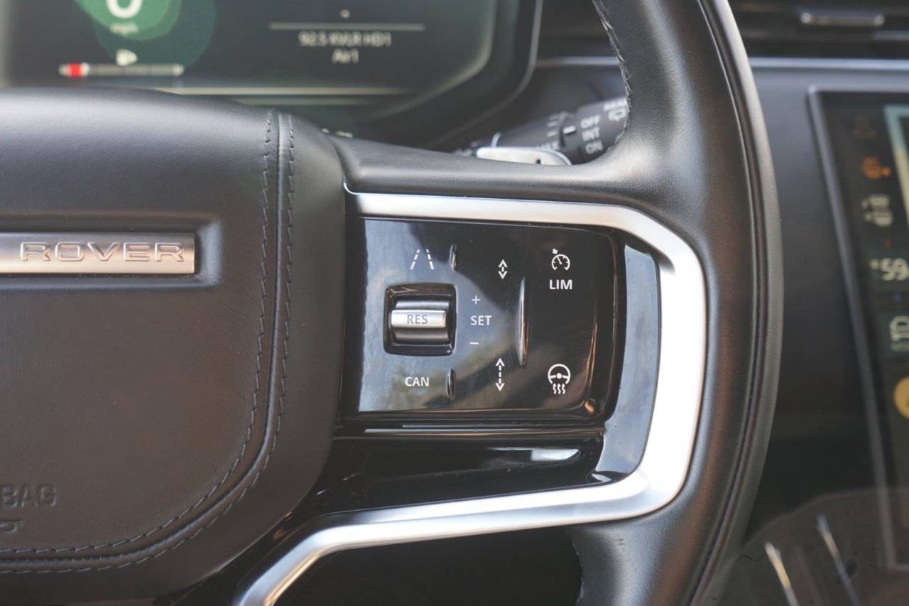 Used 2025 Land Rover Range Rover Sport SE, photo 15