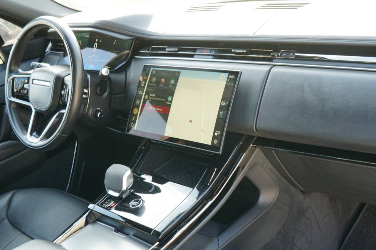 Used 2025 Land Rover Range Rover Sport SE, photo 27