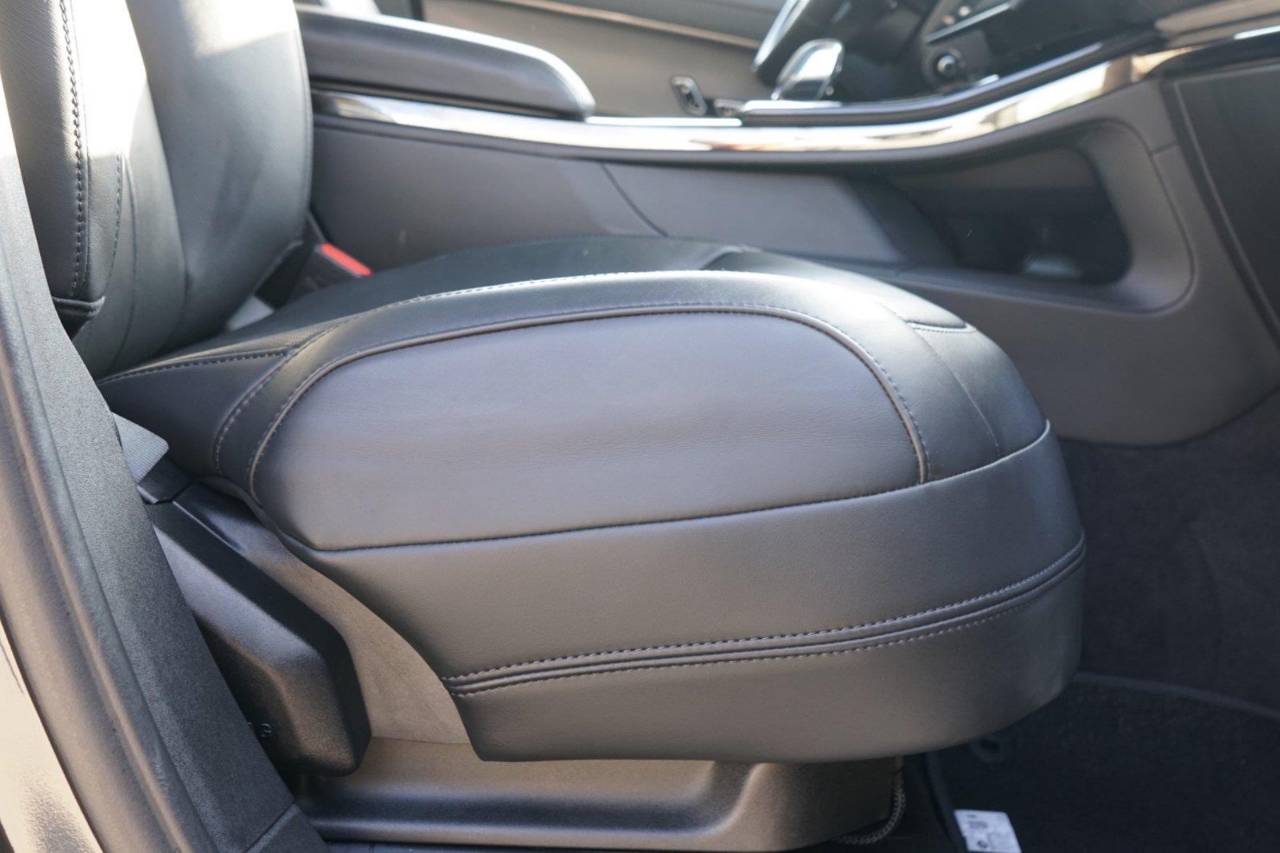 Used 2025 Land Rover Range Rover Sport SE, photo 28