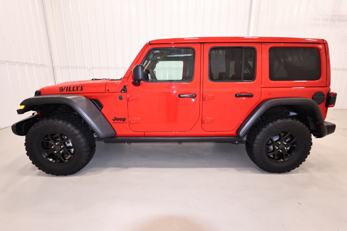 2025 Jeep Wrangler 4-Door Willys - Photo 6