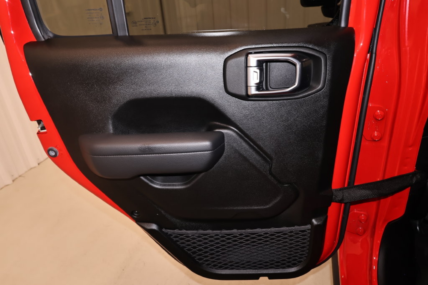 2025 Jeep Wrangler 4-Door Willys - Photo 14