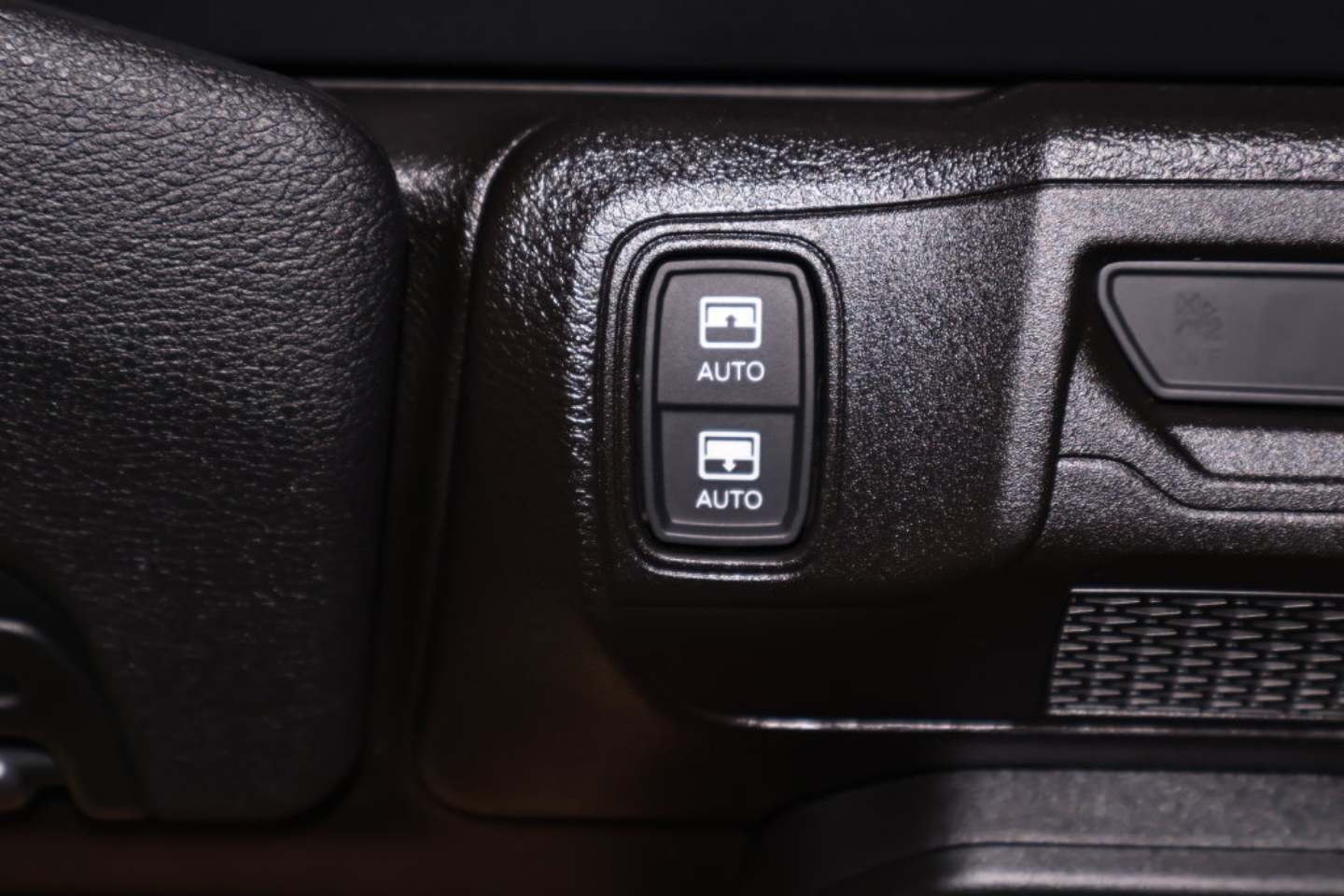 2025 Jeep Wrangler 4-Door Willys - Photo 34