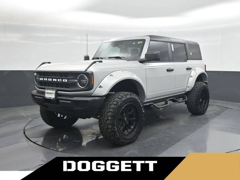 2026 Ford Bronco Base