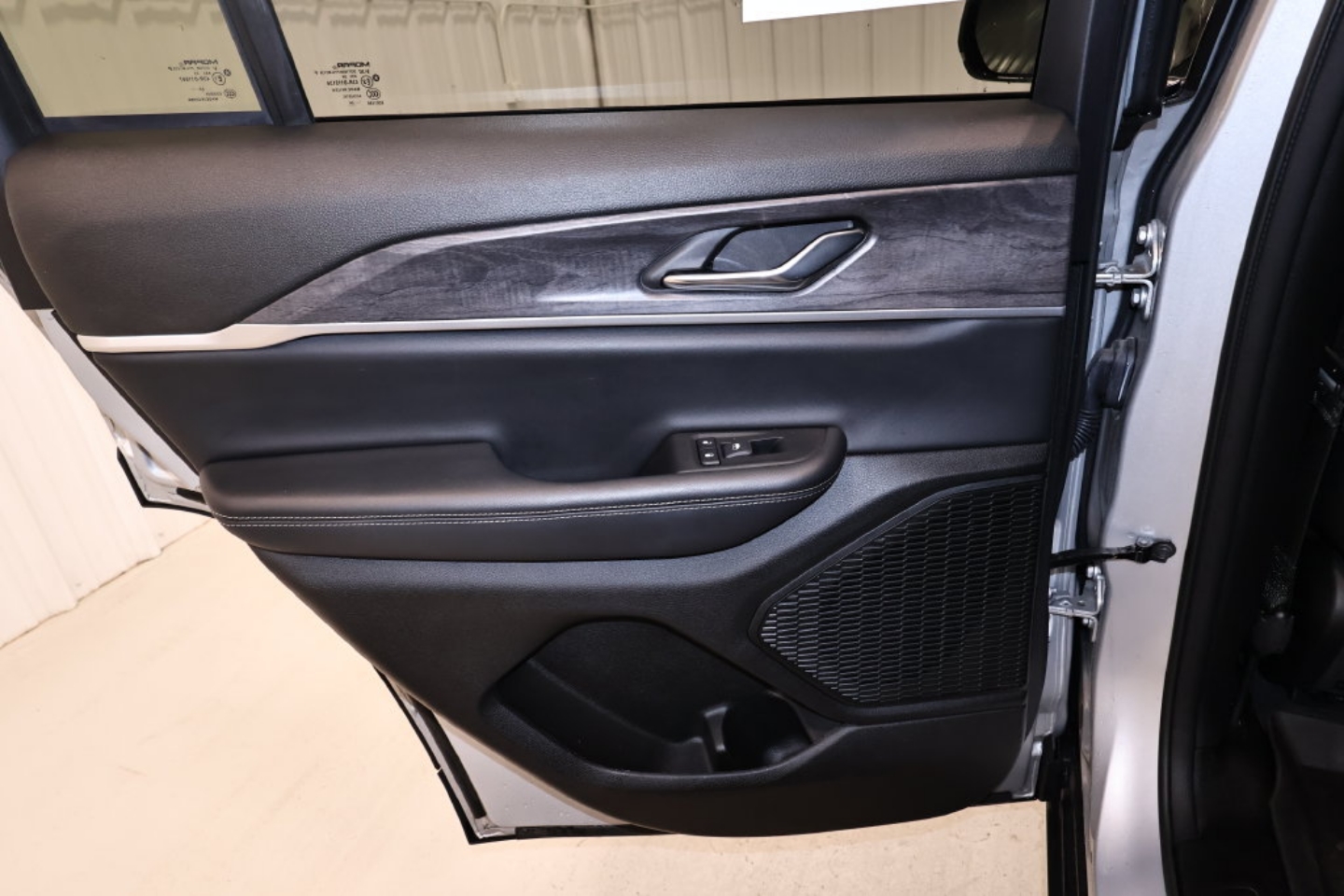 2024 Jeep Grand Cherokee Limited - Photo 15