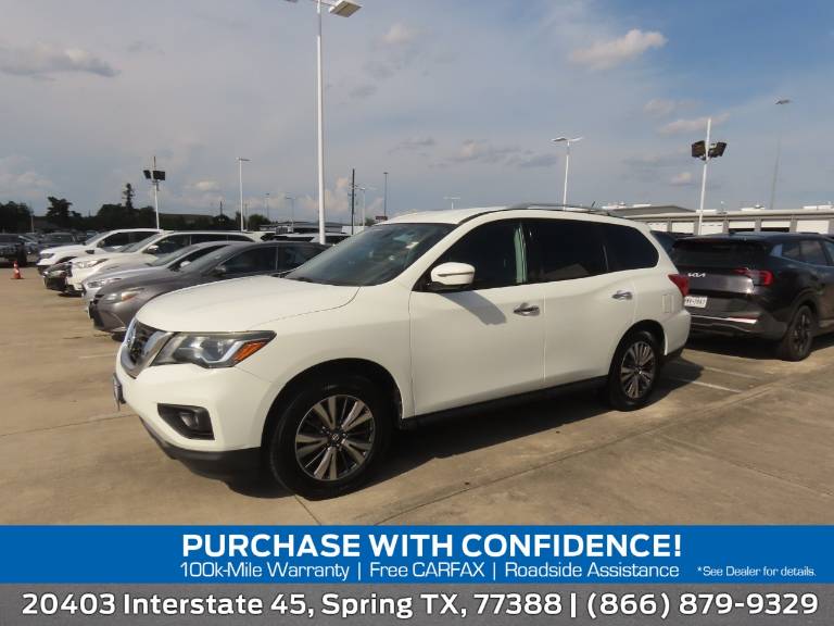 2017 Nissan Pathfinder 4X4 SL