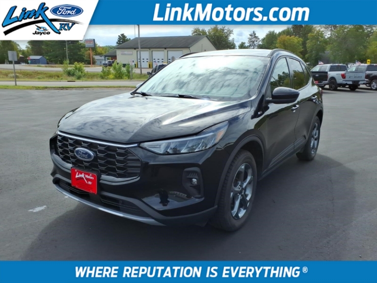 2025 Ford Escape ST-Line Select AWD