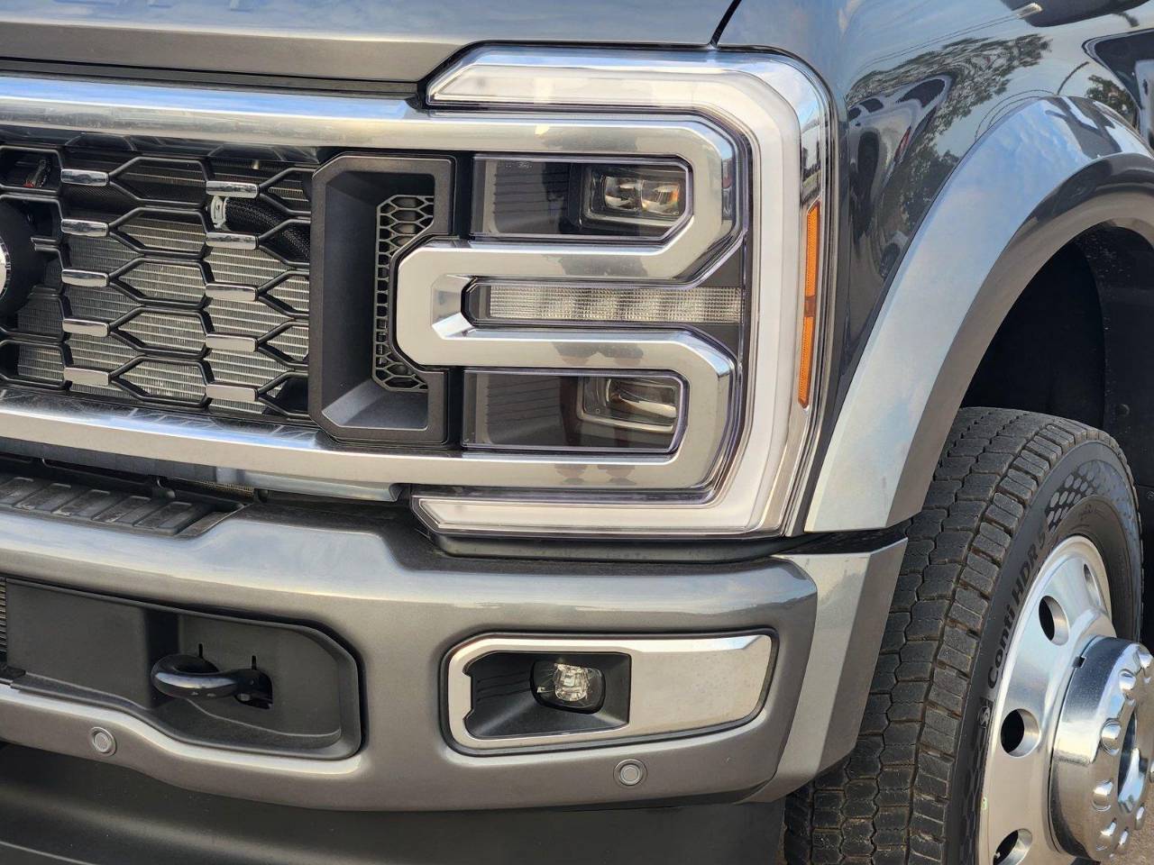 New 2026 Ford Super Duty F-450 DRW Platinum, photo 5