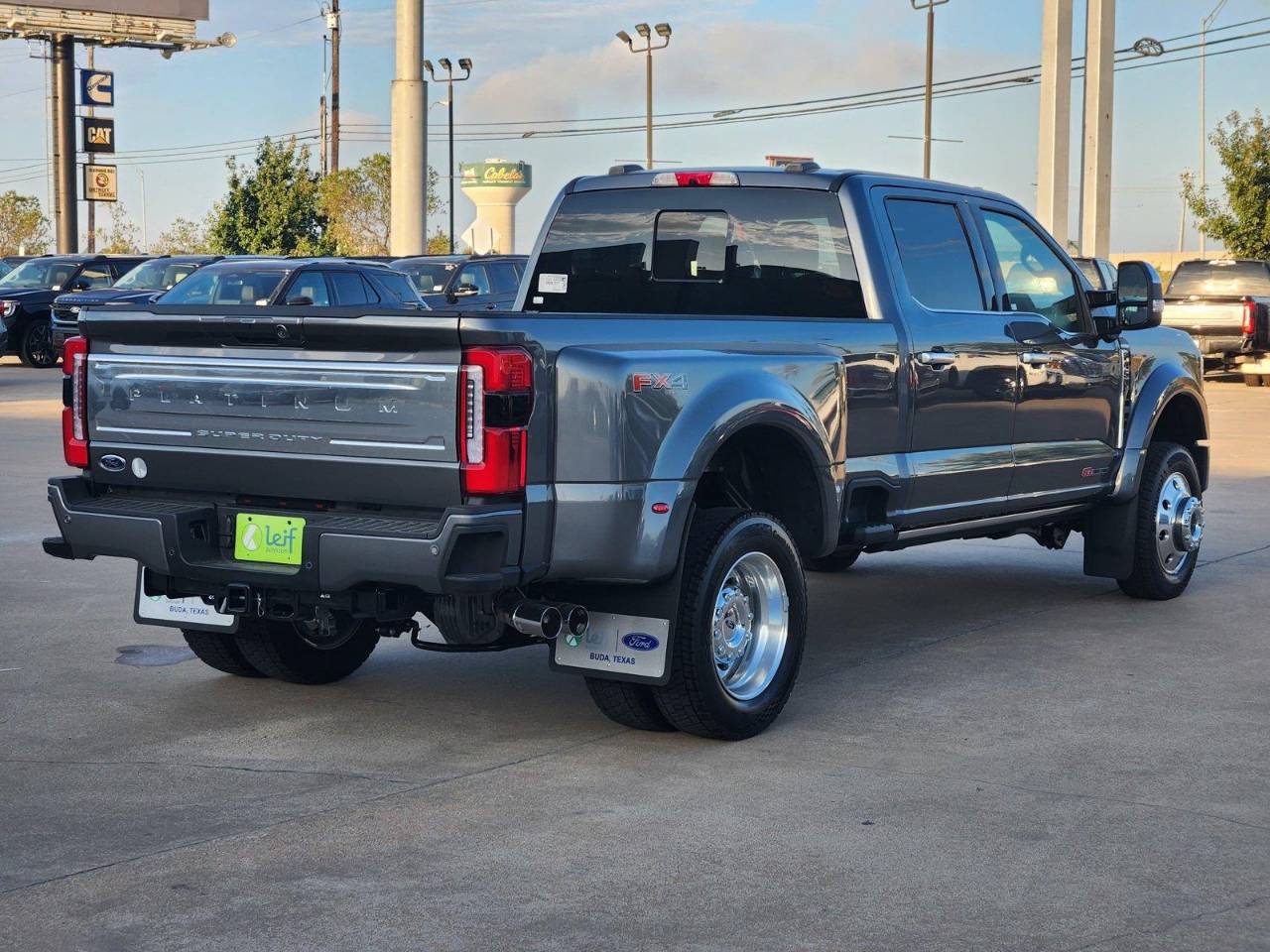New 2026 Ford Super Duty F-450 DRW Platinum, photo 3