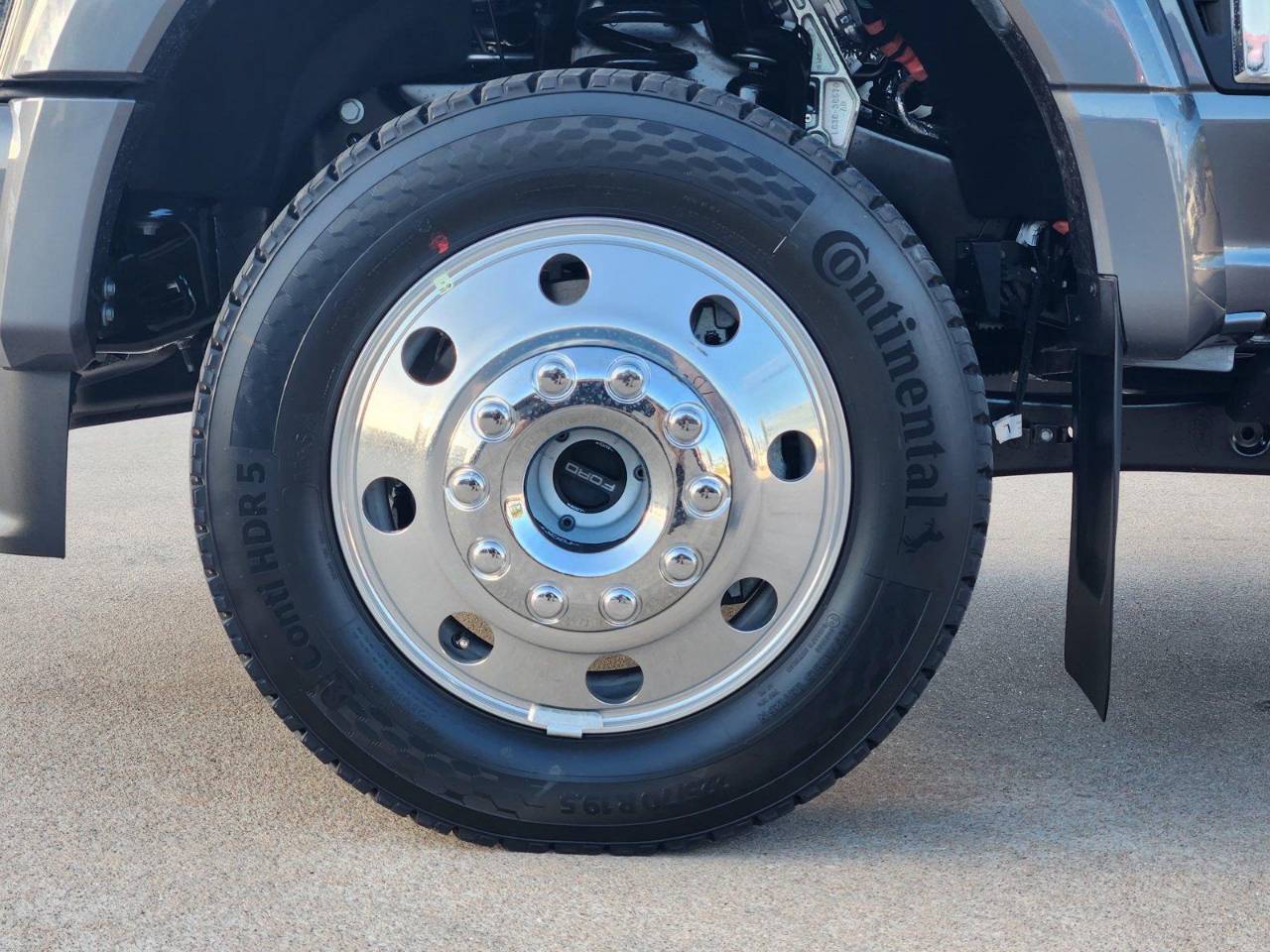 New 2026 Ford Super Duty F-450 DRW Platinum, photo 7