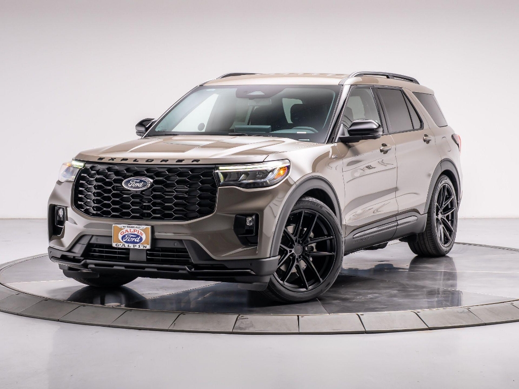 2026 Ford Explorer ST Line