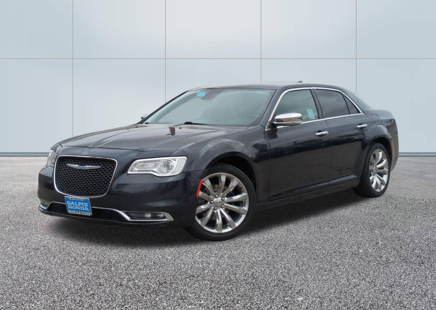 2018 Chrysler 300