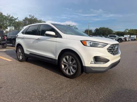 2022 Ford Edge Titanium