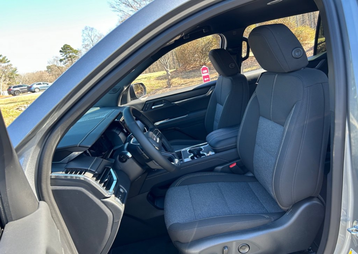2026 GMC Acadia Elevation - Photo 93