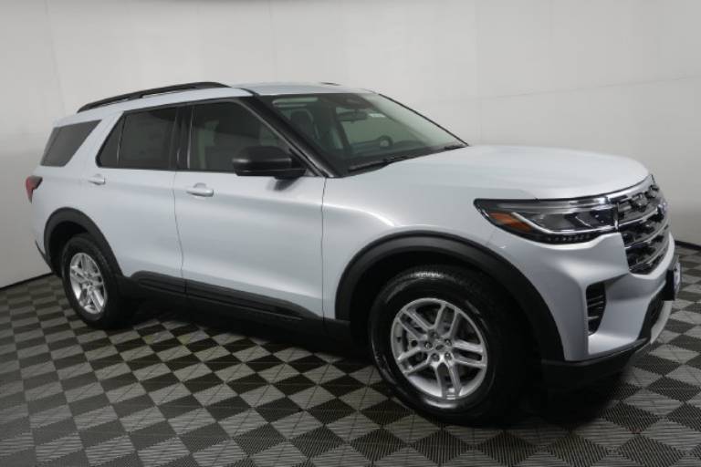 2026 Ford Explorer Active w/100A Pkg