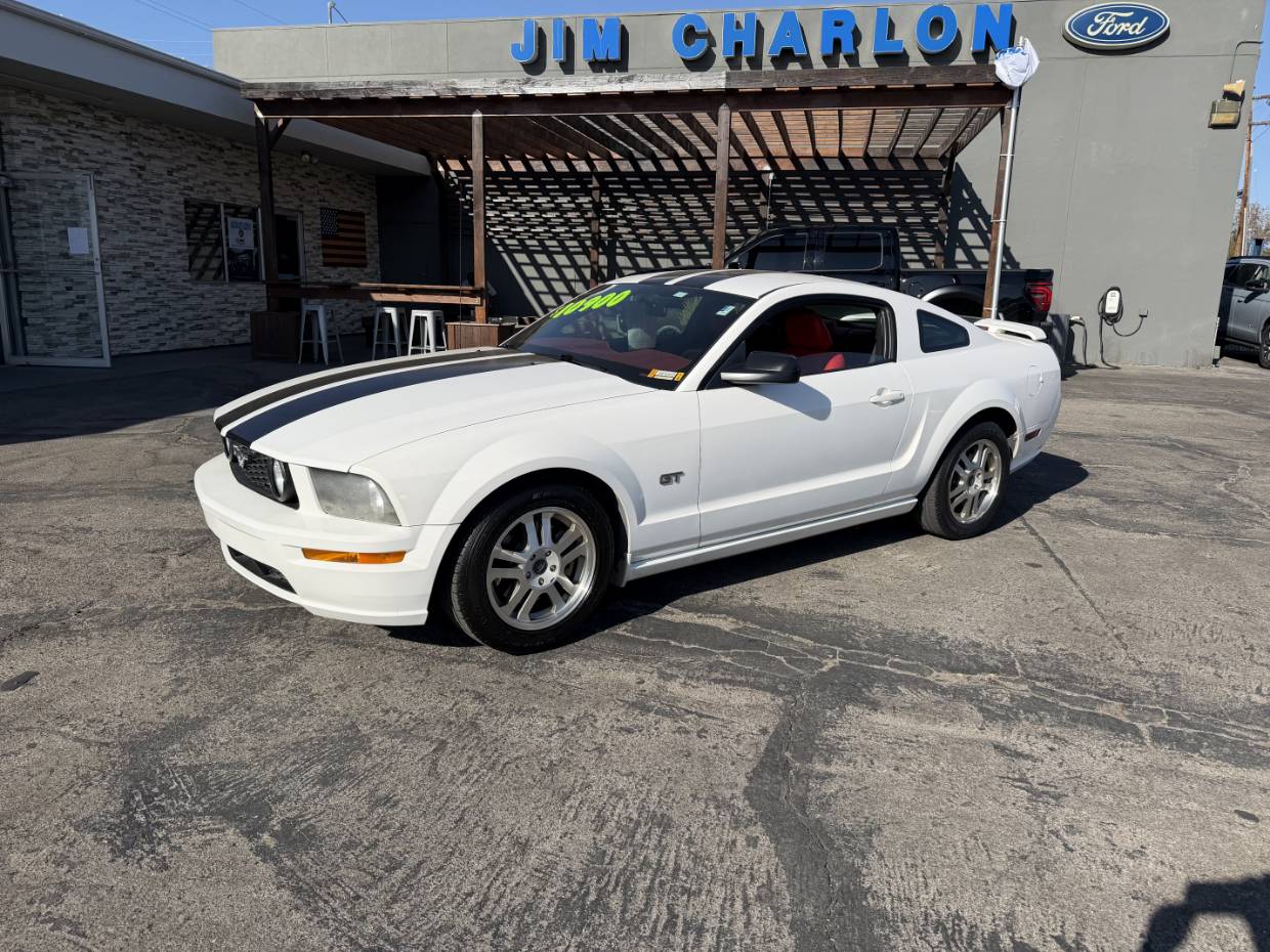 2005 Ford Mustang