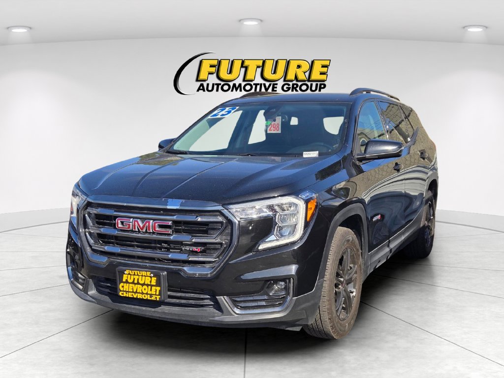 2023 GMC Terrain AT4