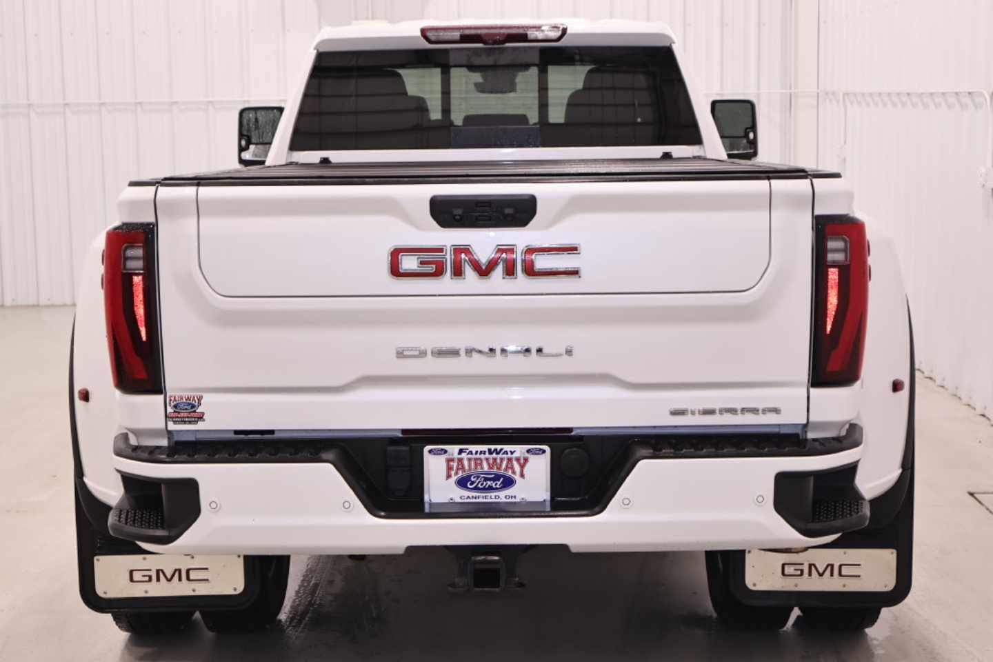 2024 GMC Sierra 3500HD Denali - Photo 9