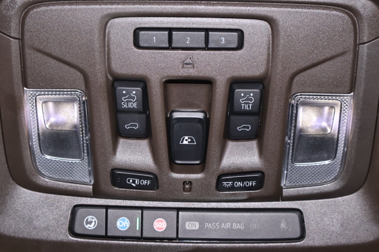 2024 GMC Sierra 3500HD Denali - Photo 39