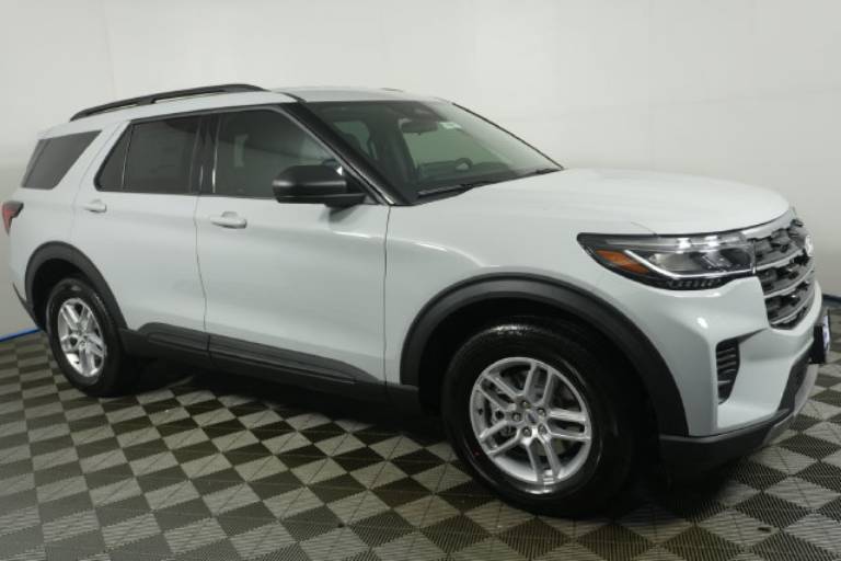 2027 Ford Explorer Active w/100A Pkg