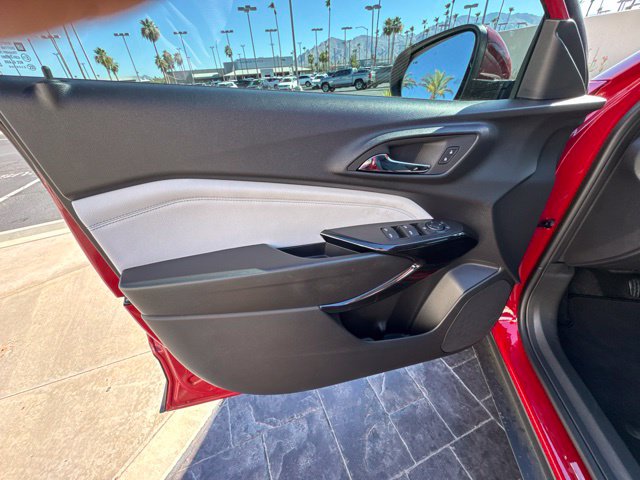 2026 Chevrolet Trax LT - Photo 9