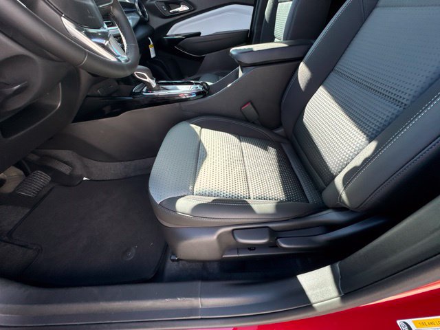 2026 Chevrolet Trax LT - Photo 11