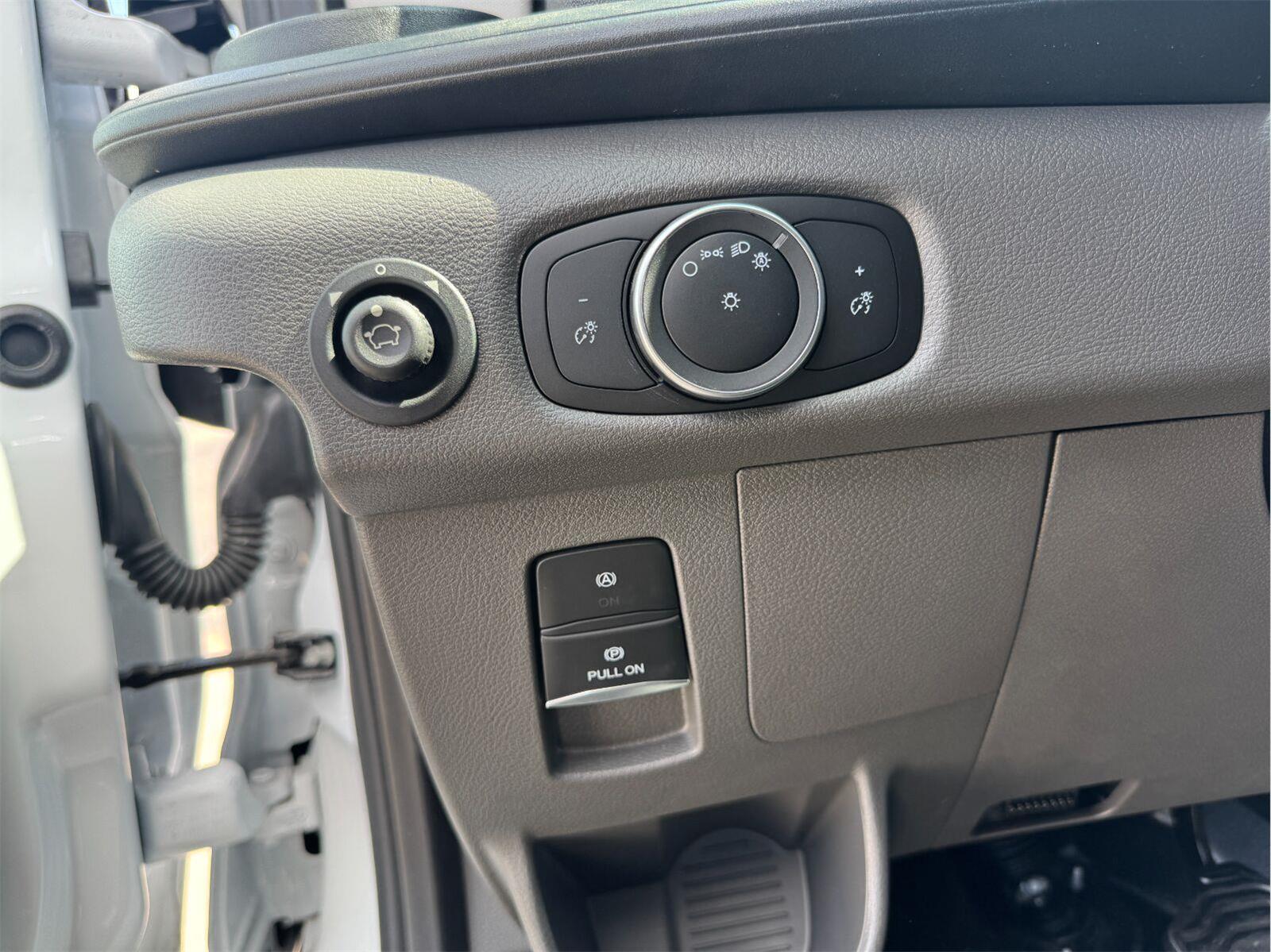 2025 Ford Transit Van Base - Photo 11