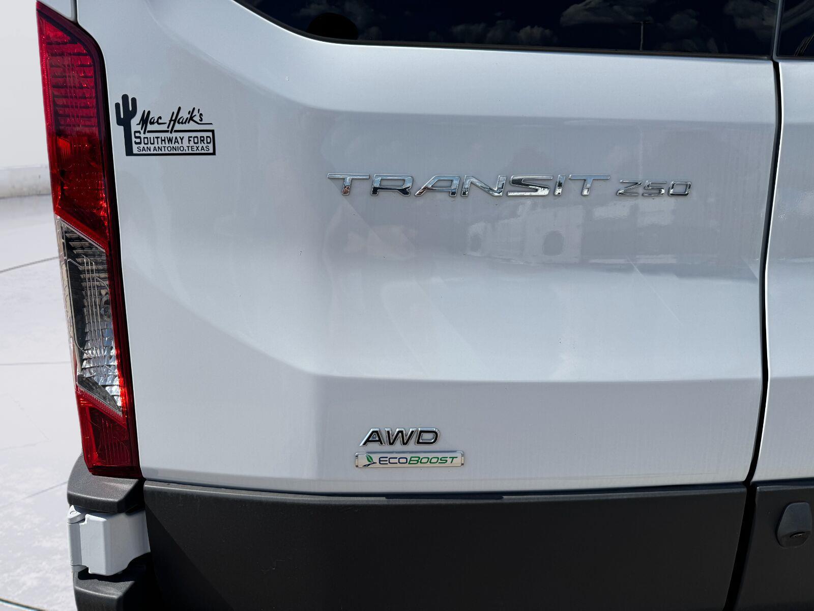 2025 Ford Transit Van Base - Photo 17