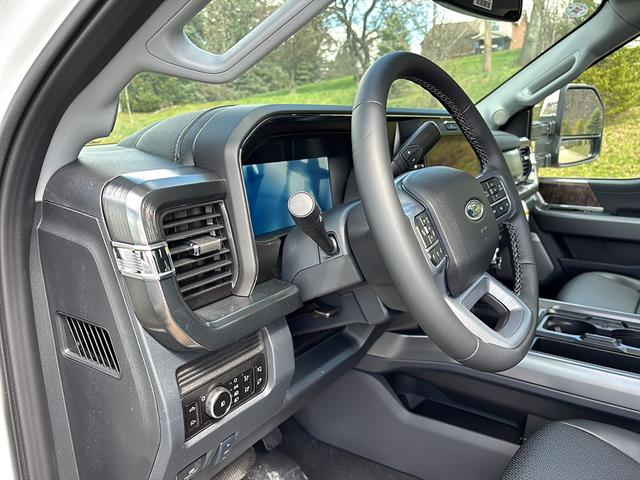 2026 Ford F-250 Super Duty Lariat - Photo 12