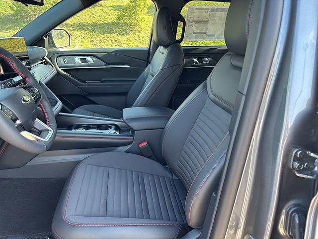 2026 Ford Explorer ST-Line - Photo 10