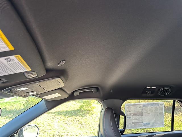 2026 Ford Explorer ST-Line - Photo 12
