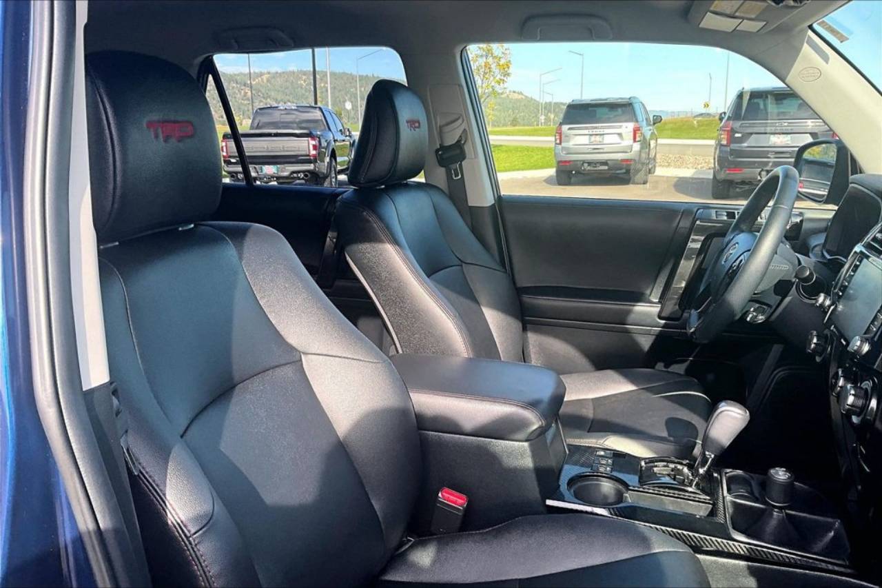2021 Toyota 4Runner Venture - Photo 7