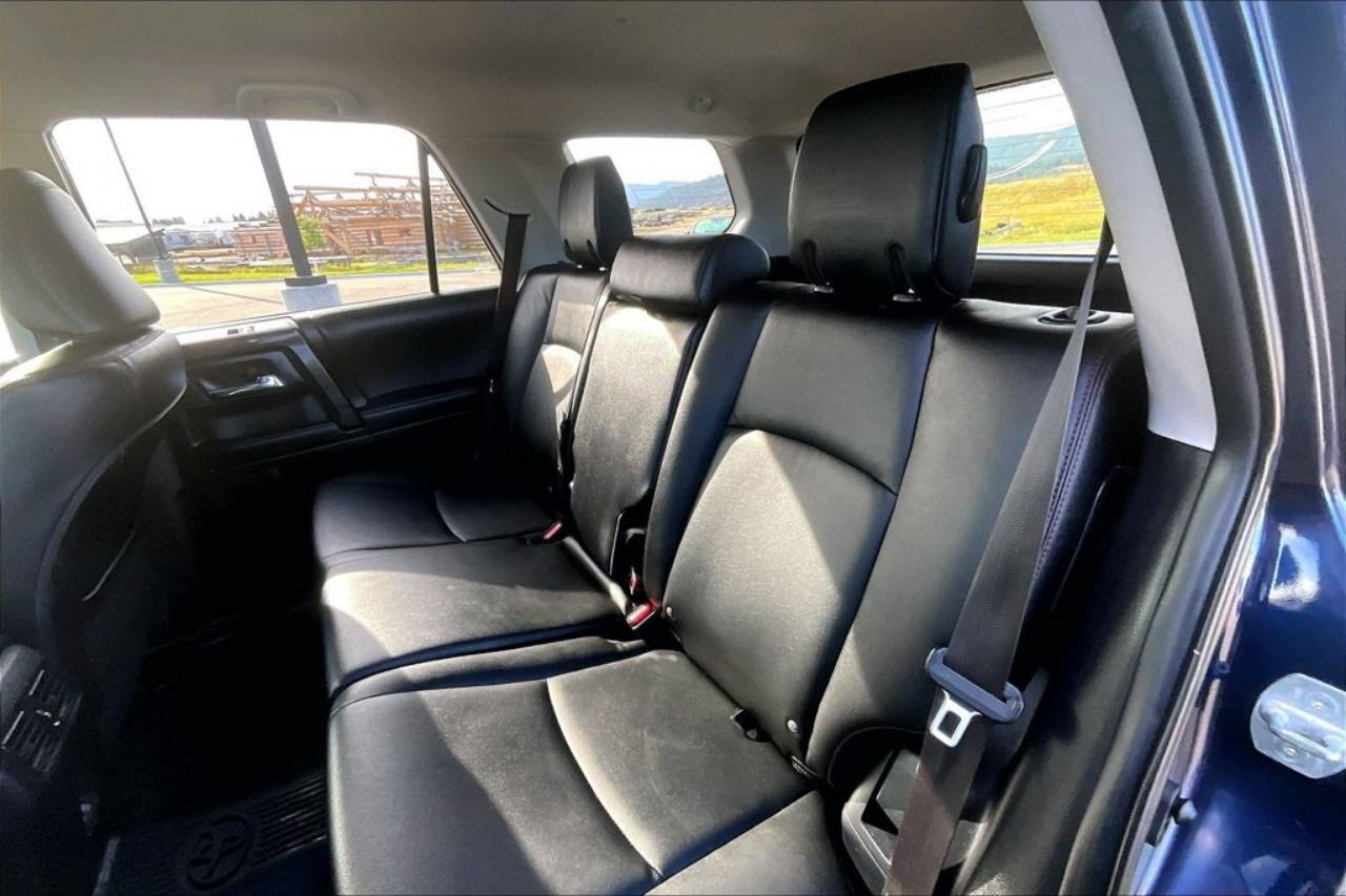 2021 Toyota 4Runner Venture - Photo 25